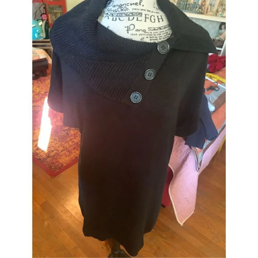 Carolyn Taylor Cowl Neck Short Sleeve Sweater